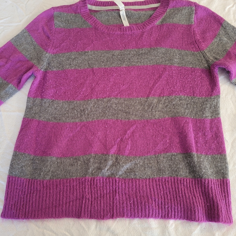 Aeropostale Crop Sweater - Picture 2 of 3